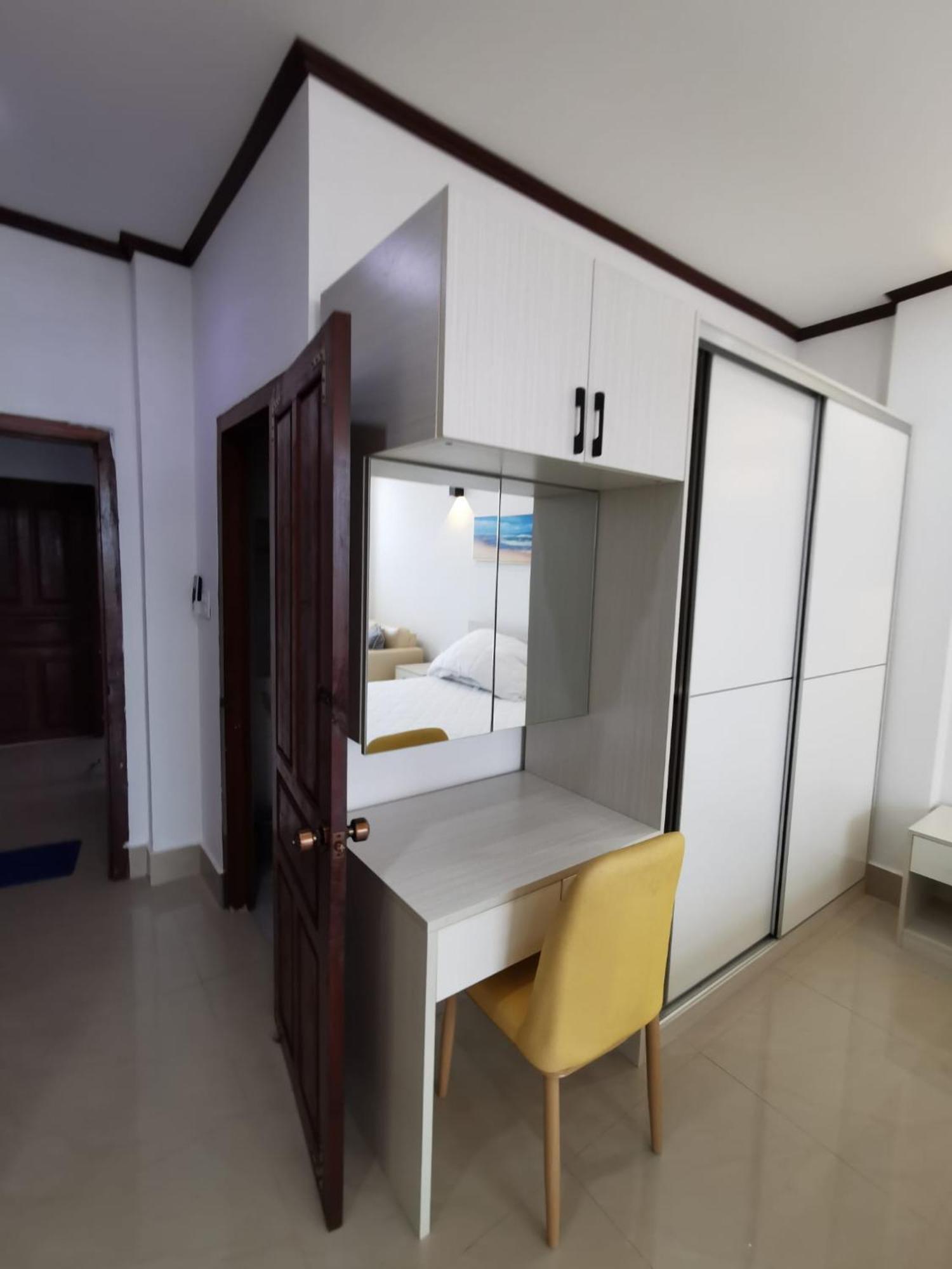 Artist Golden Loft Paris - Vientiane Homestay Duplex Triplex Eksteriør bilde
